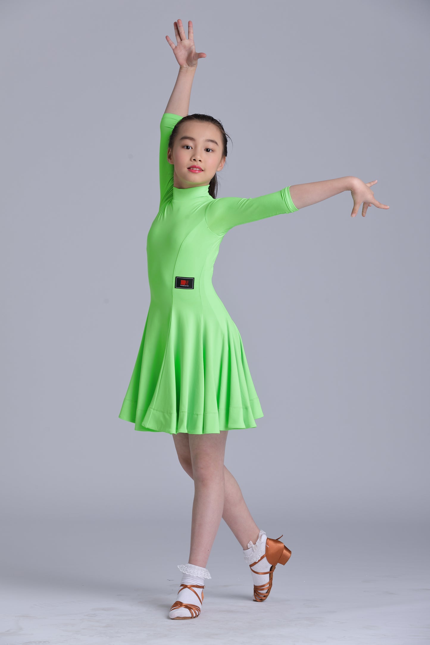 Green Pre-teen Juvenile Dress