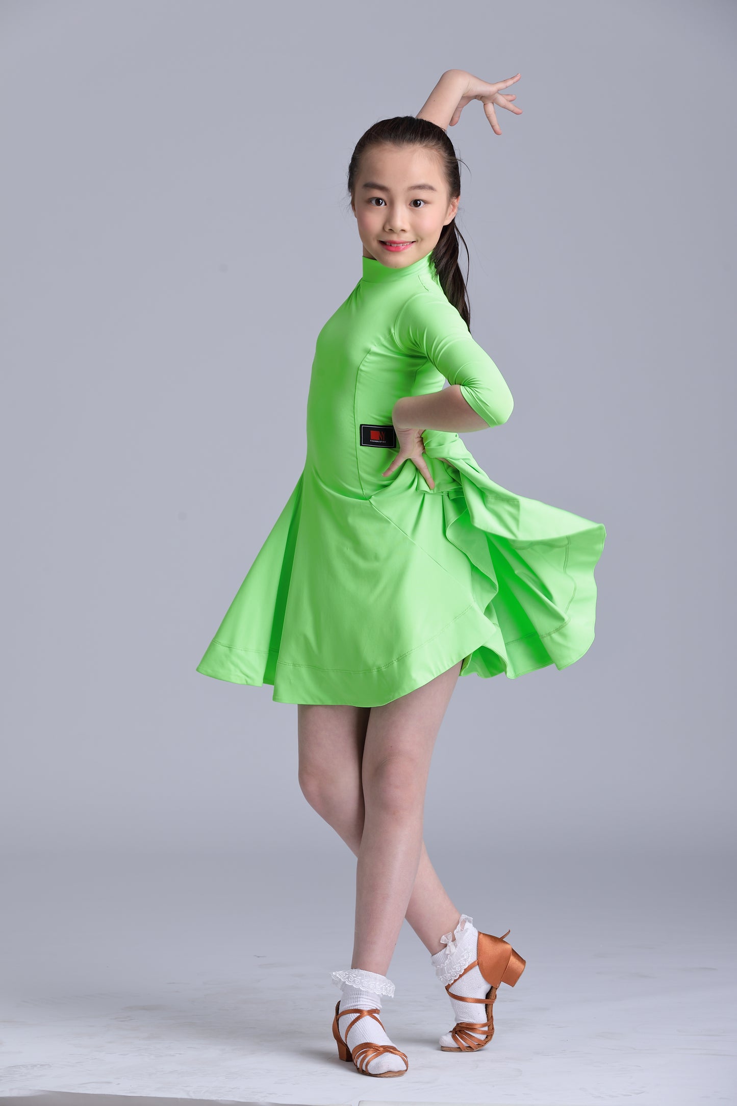 Green Pre-teen Juvenile Dress